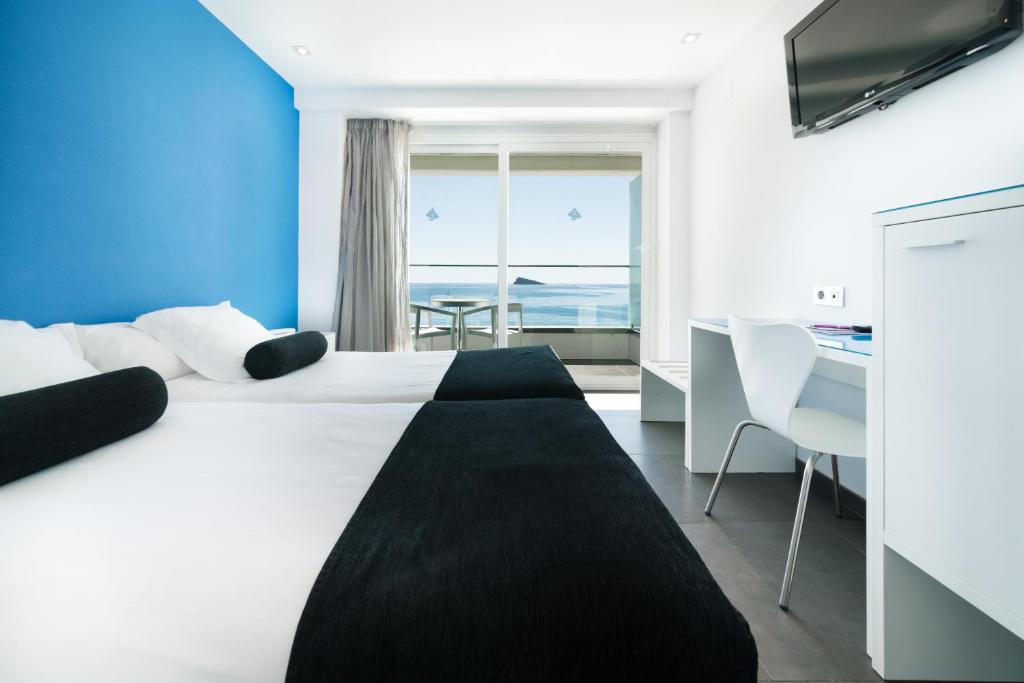 Hotel Brisa — Hotel rooms in Benidorm, Valencian Community