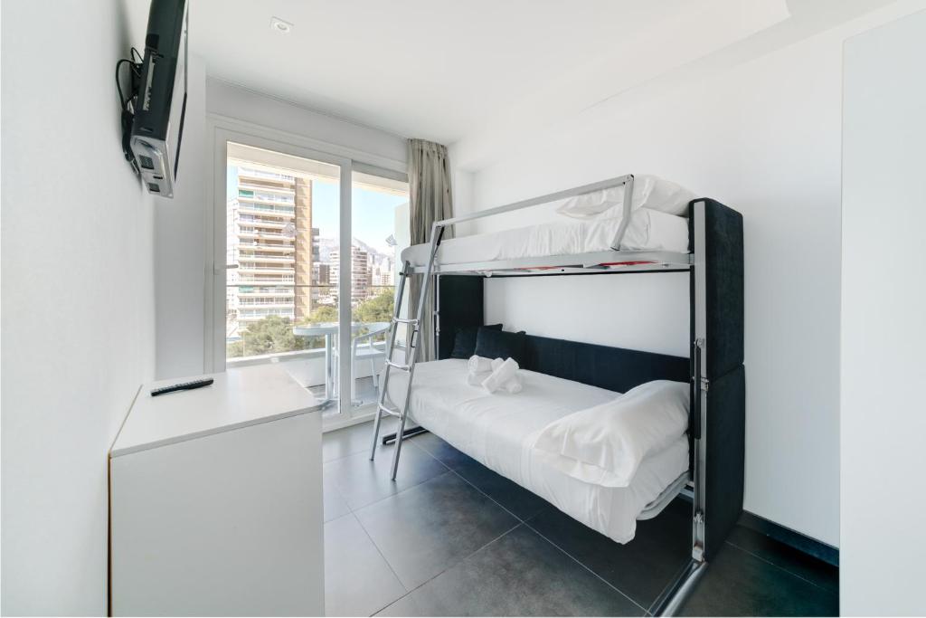 Hotel Brisa — Hotel rooms in Benidorm, Valencian Community