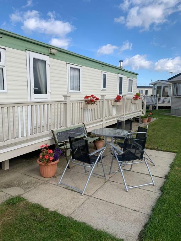Sunkist, Anderby Creek - pet-friendly stay