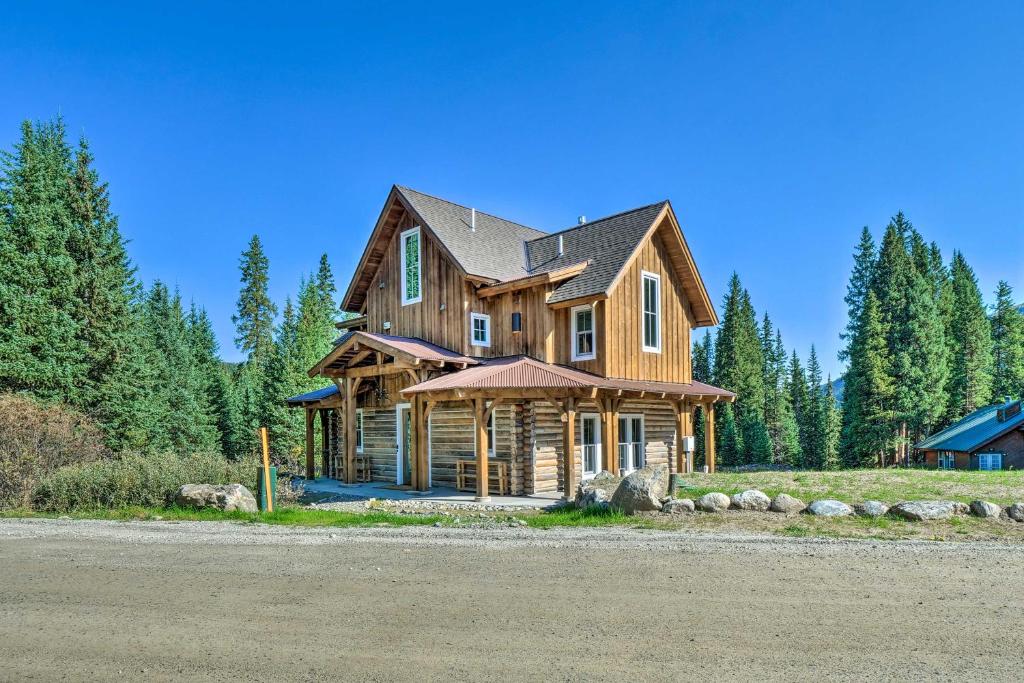 8 Mi to Ski Custom-Built Cabin in Breckenridge, Breckenridge