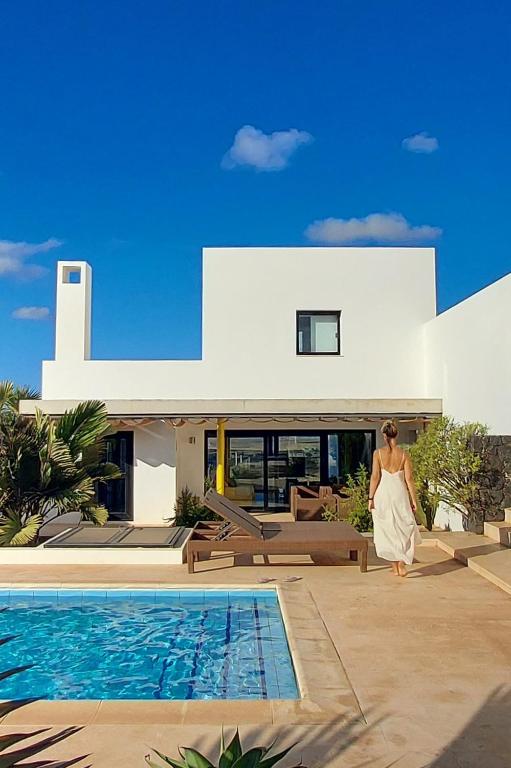 Sand Volcano Villa 2 - 4
