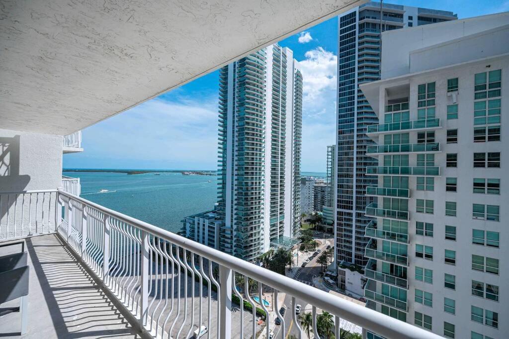 Luxurious 1 Bed Apartment in Brickell • Ocean View photo