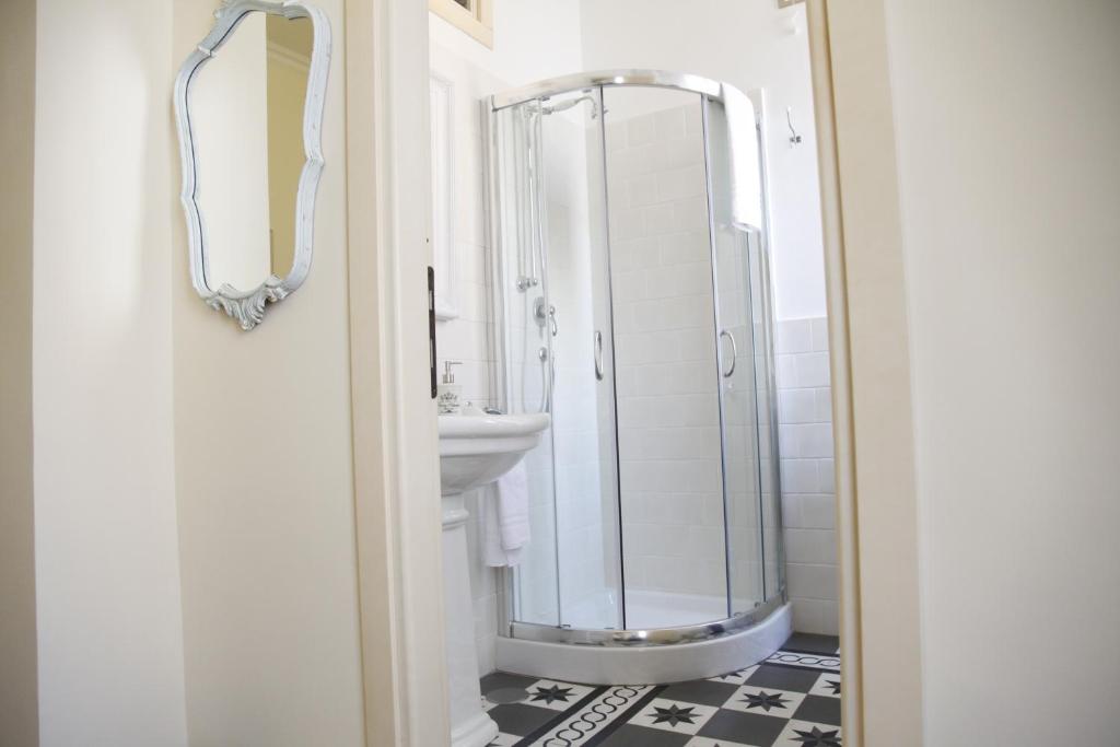 Bed and Breakfast 30 photo