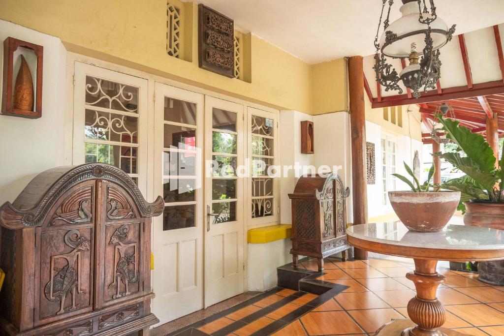 Monginsidi Guest House Syariah Malioboro Yogyakarta Mitra RedDoorz