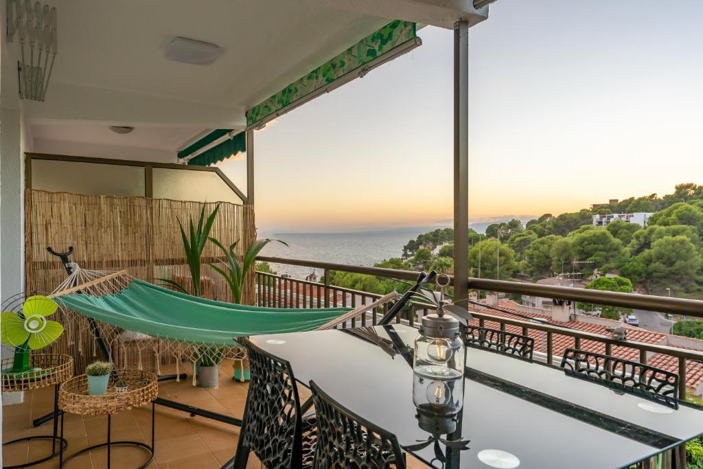 Beach Front Retro Hideaway in Salou - 1