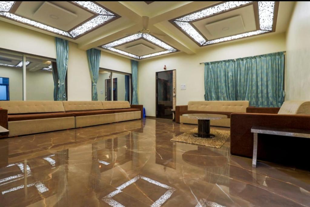 Shivaji villa photo