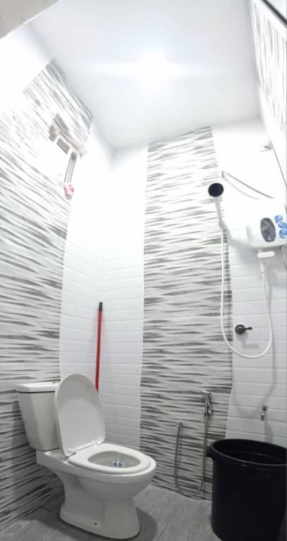 Ainaz Homestay Balik Pulau photo