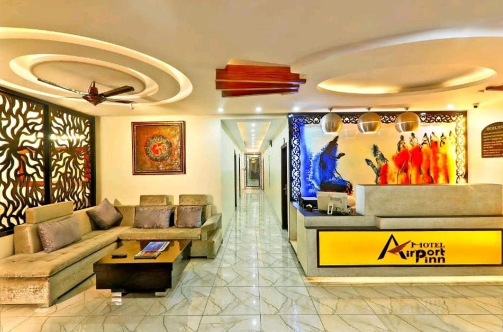 hotel airport inn photo