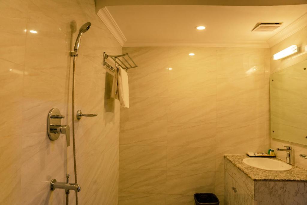 Drishya Hotel photo