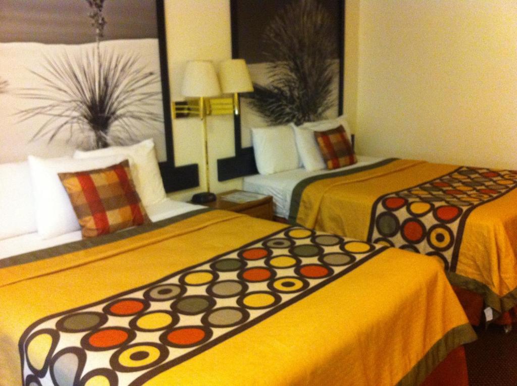 Super 8 By Wyndham Ruidoso Photo 17