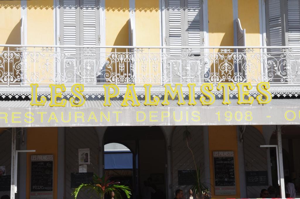 Hotel des Palmistes photo