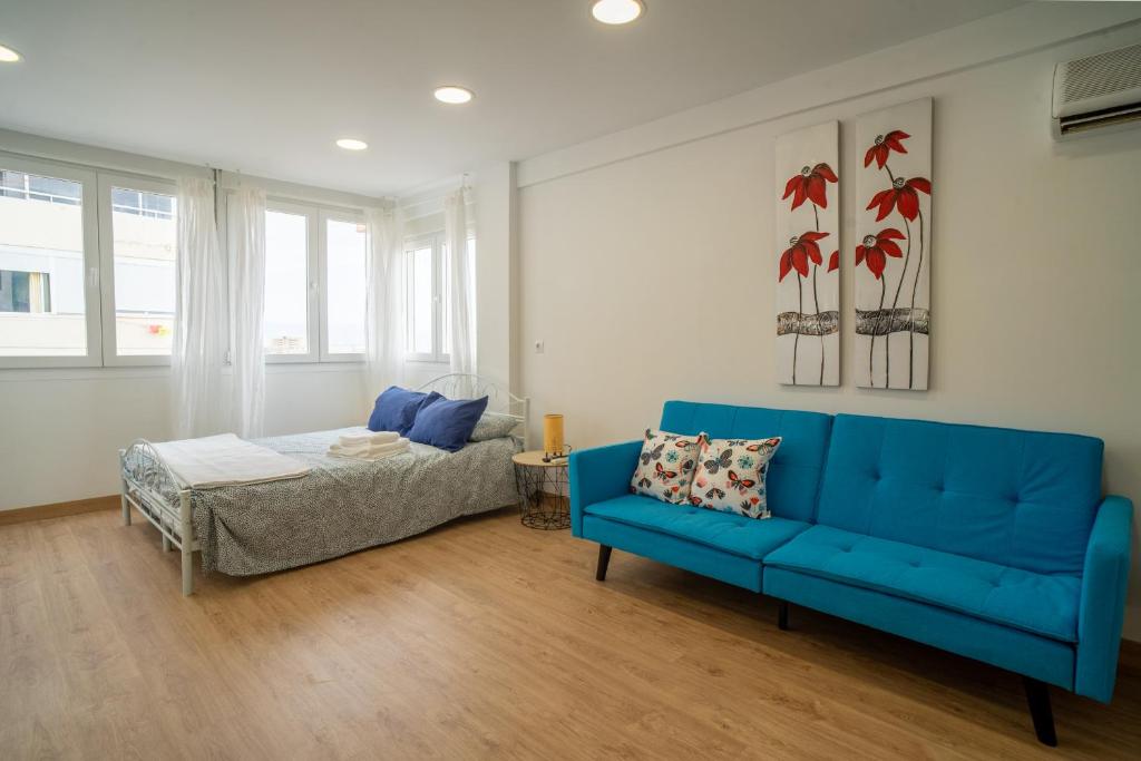 Apt. p/3 10' from the beach w/Wifi in Torremolinos - 2