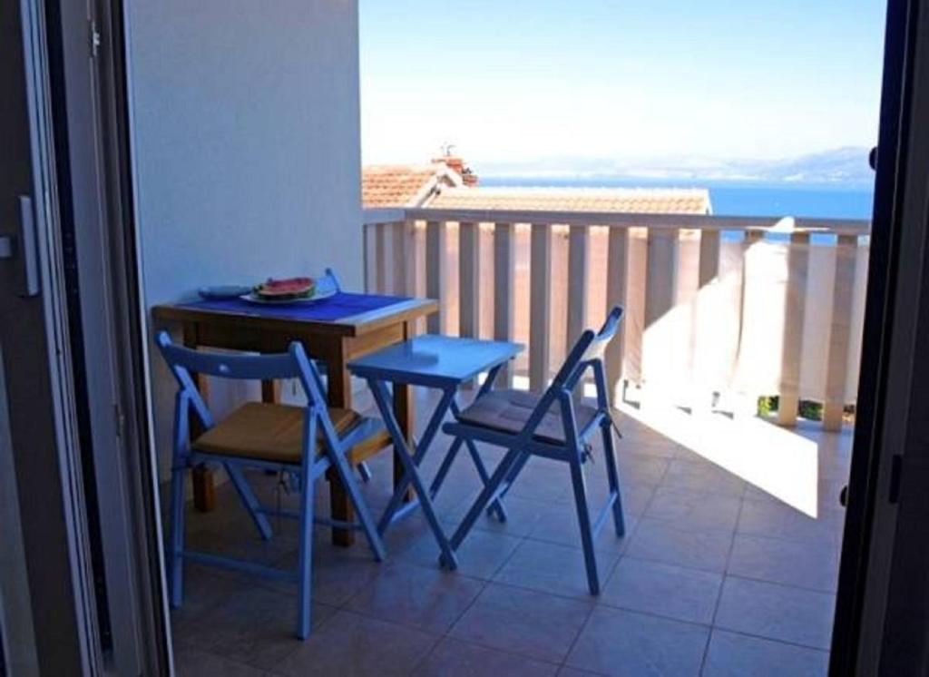 Molo Lozna Apartments — Hotel in Brac Island