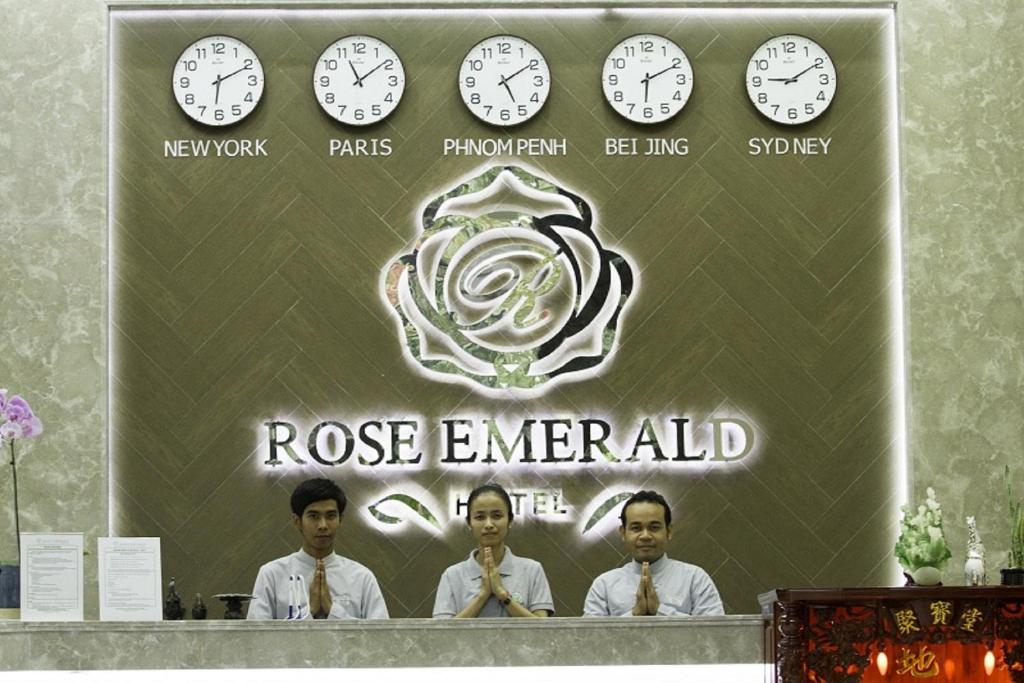 Rose Emerald Hotel photo