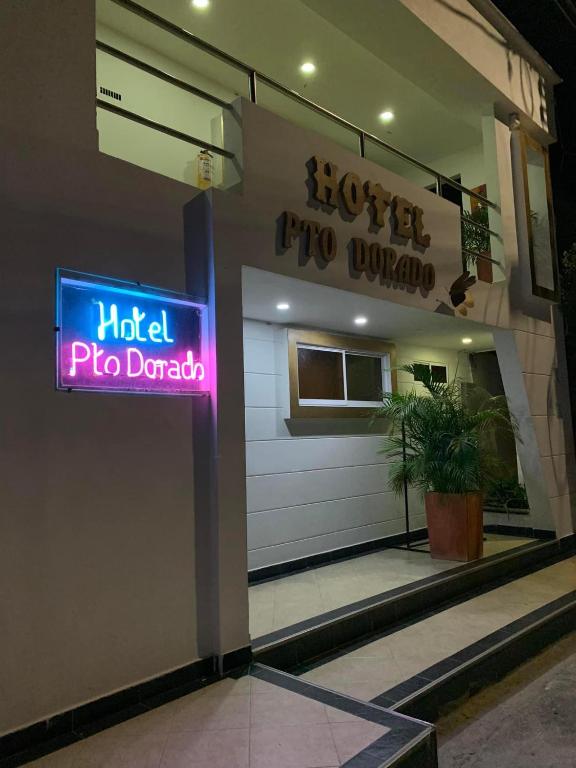 HOTEL PUERTO DORADO — Hotel in Puerto Triunfo