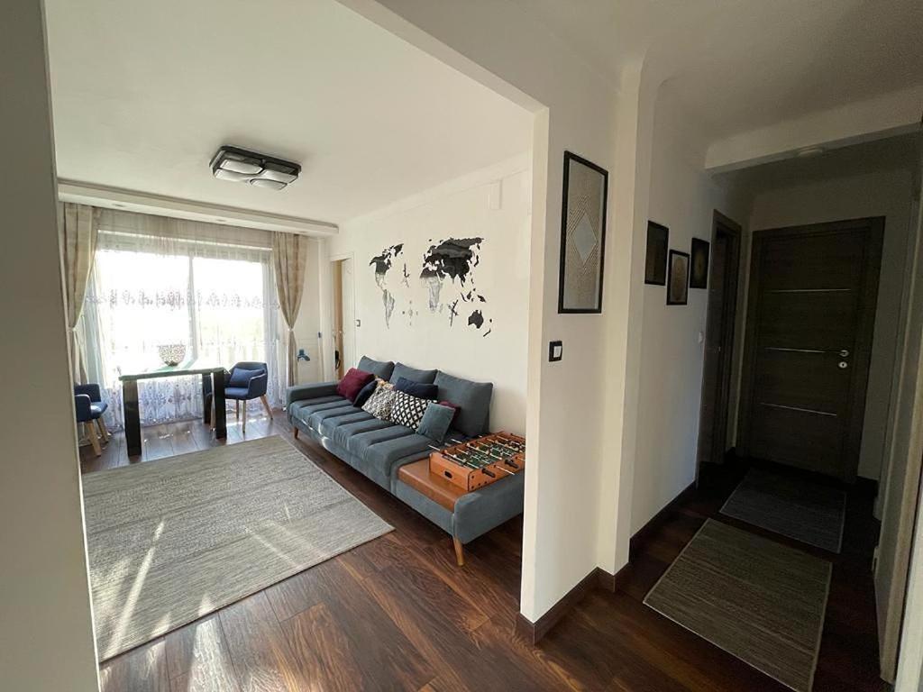 Charming AC 2-bedroom apartment Antibes city center family, couples friendly - 3
