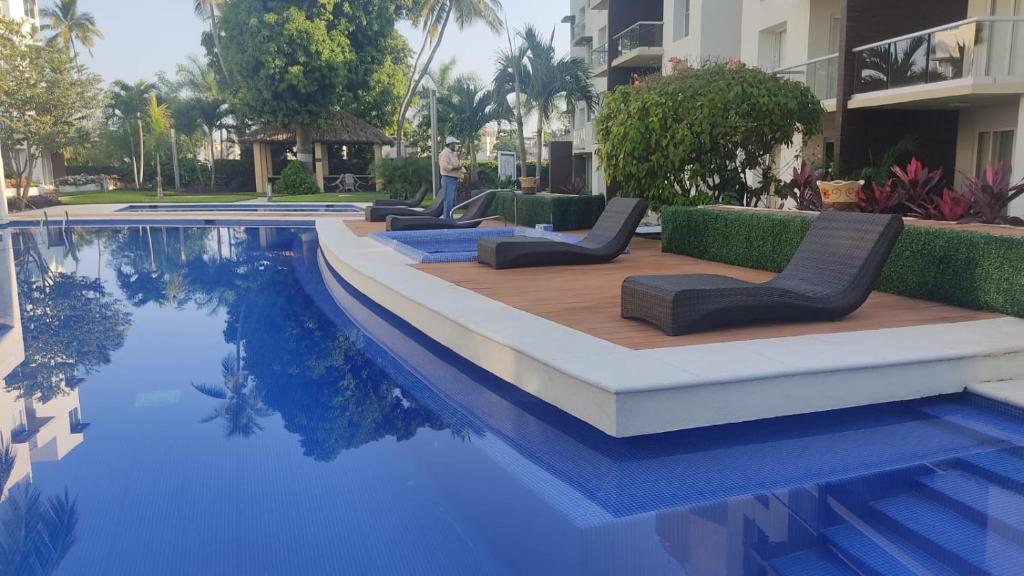 ACAPULCO TURQUESA DIAMANTE - 1