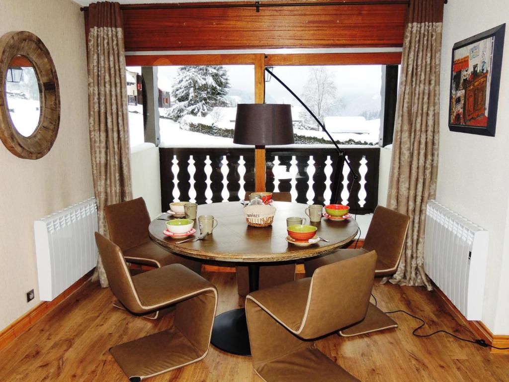 Superbe appartement 6 pièces au pied des pistes, 4 chambres en suite, centre Les Gets - FR-1-598-26 - 5