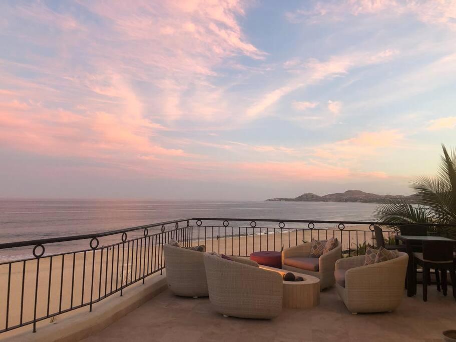 Tortuga-World Class Ocean Front Villa5 500ft - 3