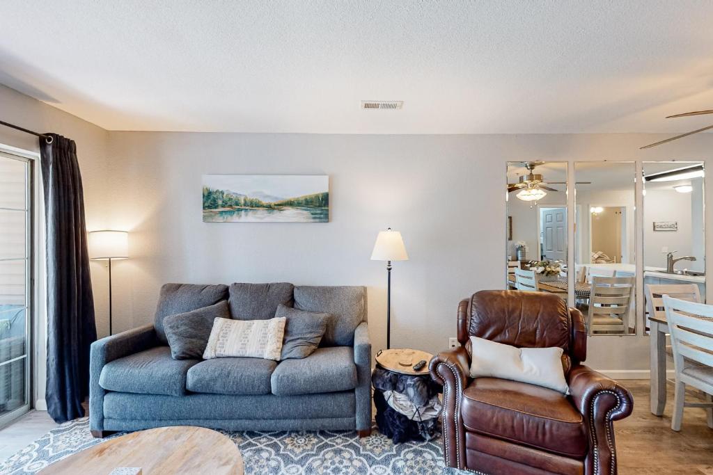 Grateful & Thankful, Branson