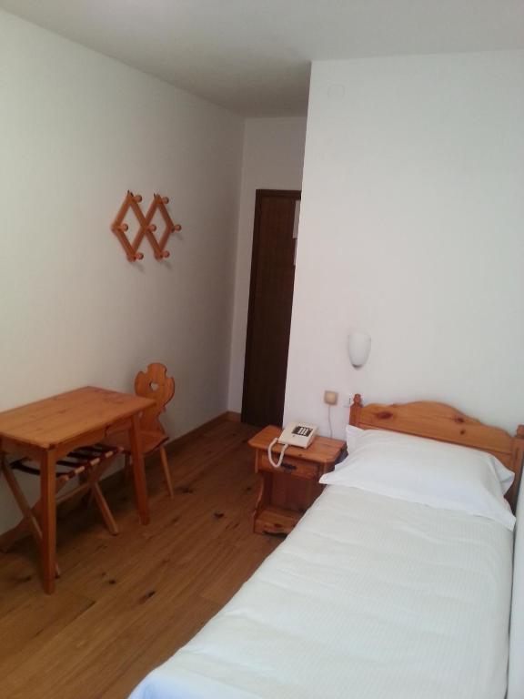 Garni Valdan photo