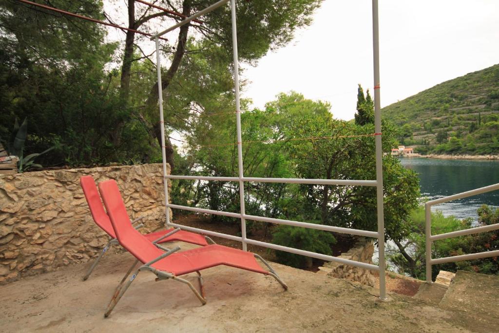 Secluded fisherman's cottage Cove Stoncica, Vis - 8894 photo