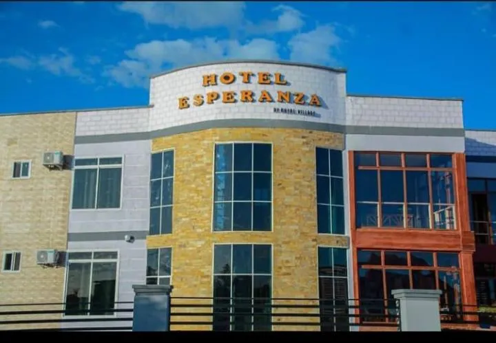 HOTEL ESPERANZA，位于多多马的酒店