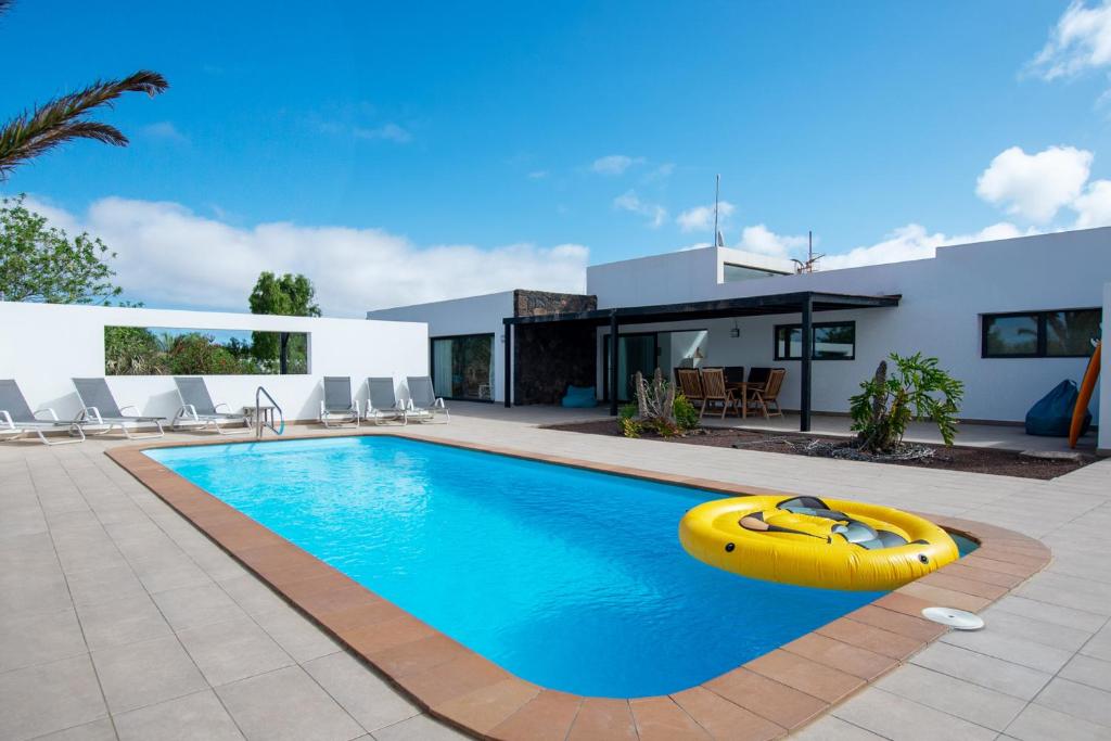 Villa Wind Wave 28A Heated & Shared Pool - 3
