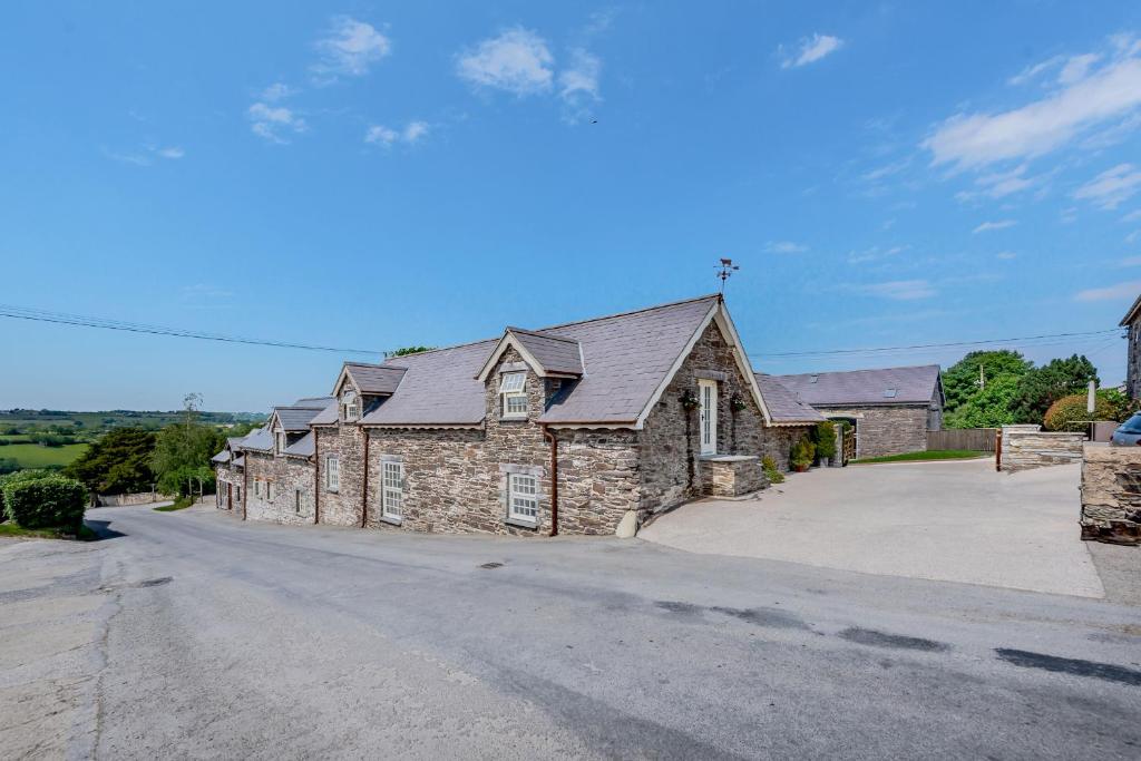 Ysgubor Uchaf, Brongest photo 7