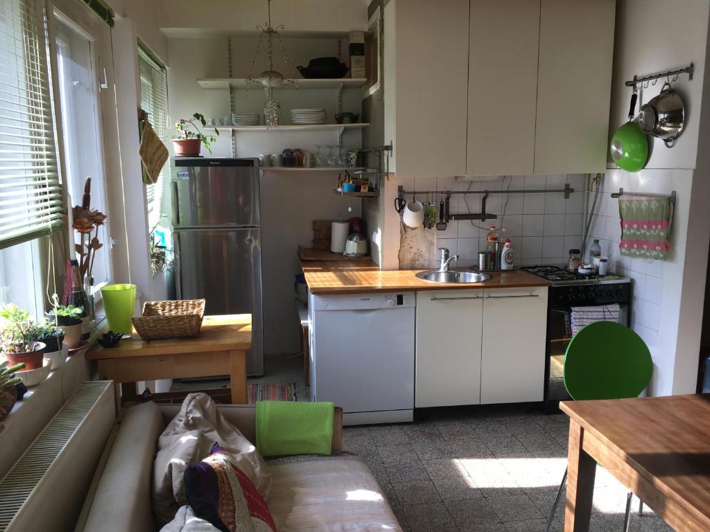Sarajevo, Lovely two bedroom apartment in the very center - 4