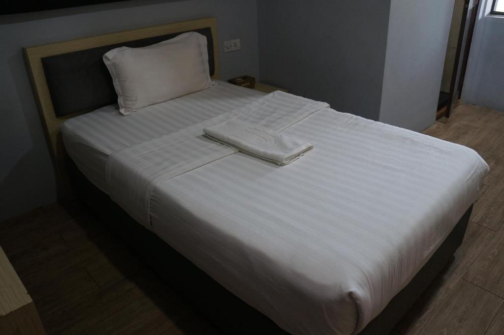 Unikarya Lodge photo