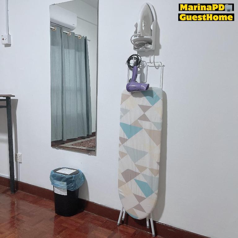 Marina GuestHome Pool View photo