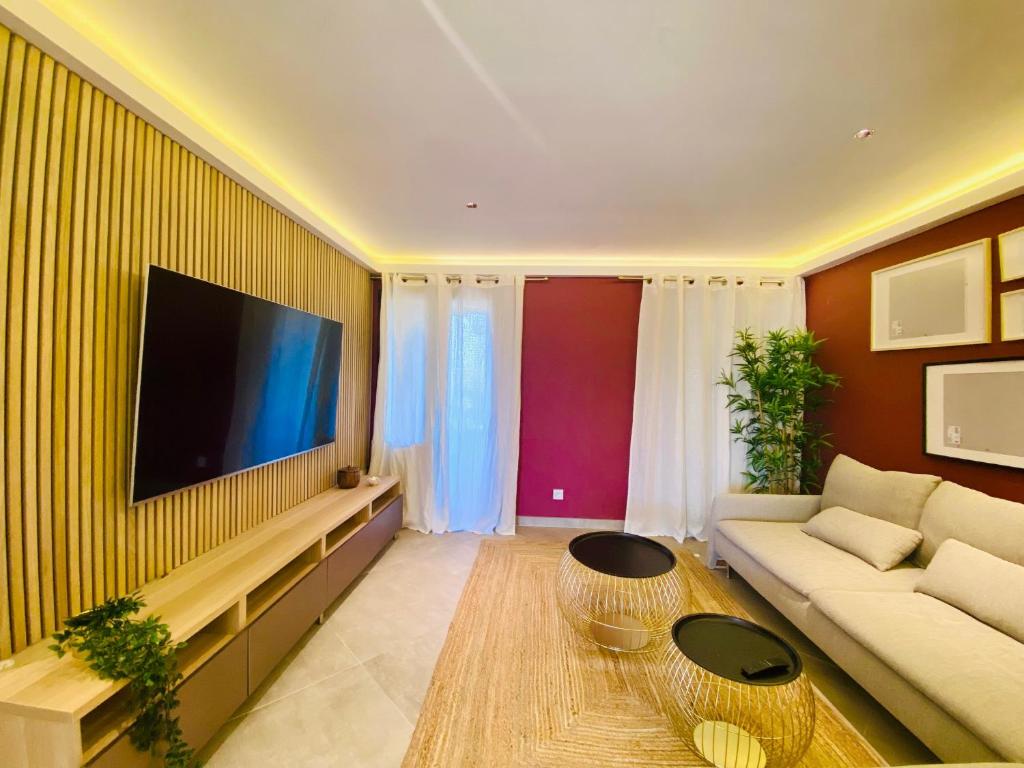 Duplex 120m2 terrasse vue sur Nîmes - 3