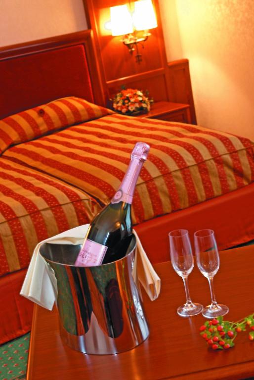 Lux Garden Hotel photo