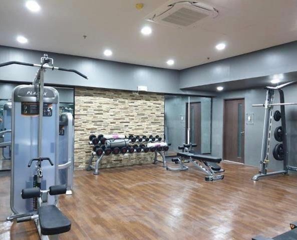 Luxury Suites at Brenthill Baguio City photo