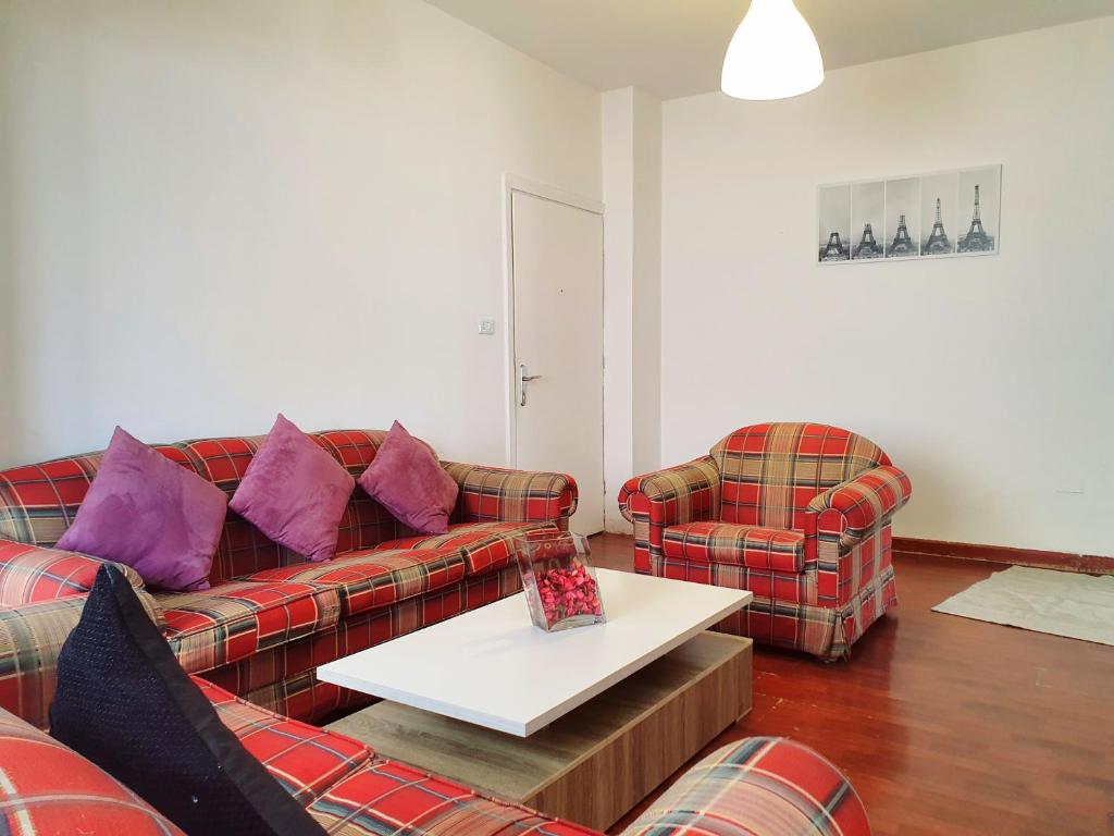 Lovely Two Bedroom Apartment in Amman photo