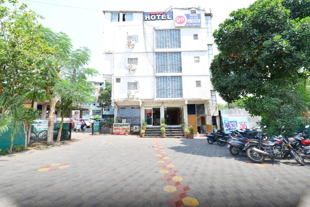 HOTEL GANPATI photo
