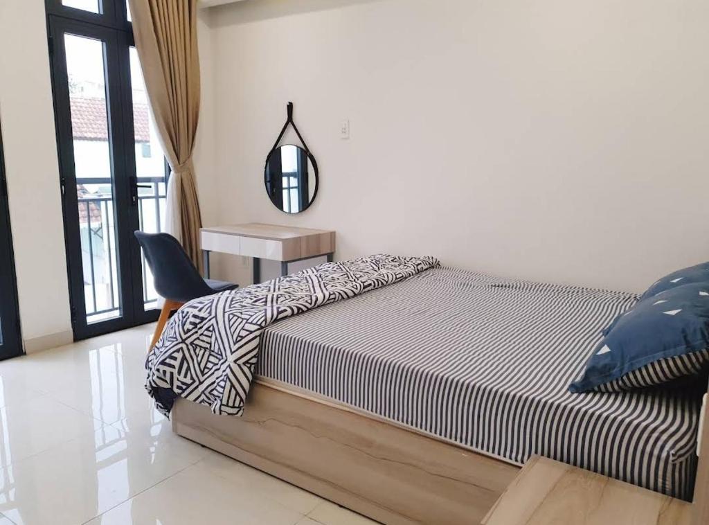 HANZ Front Hotel Phu Hong