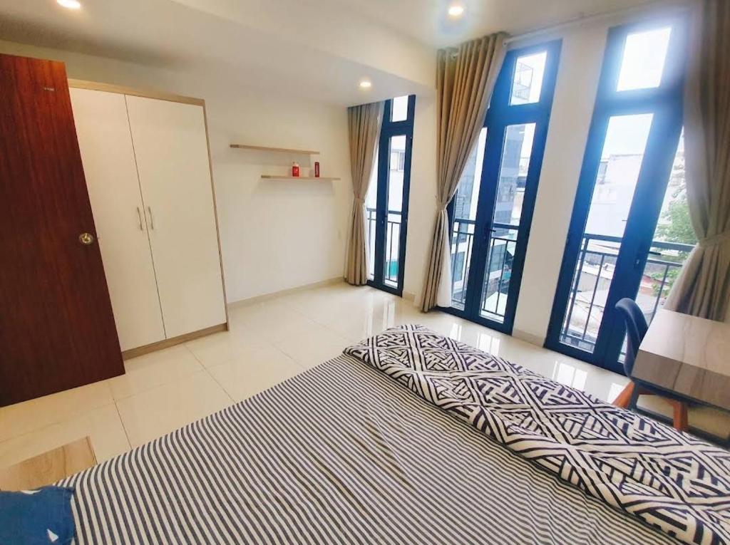 HANZ Front Hotel Phu Hong