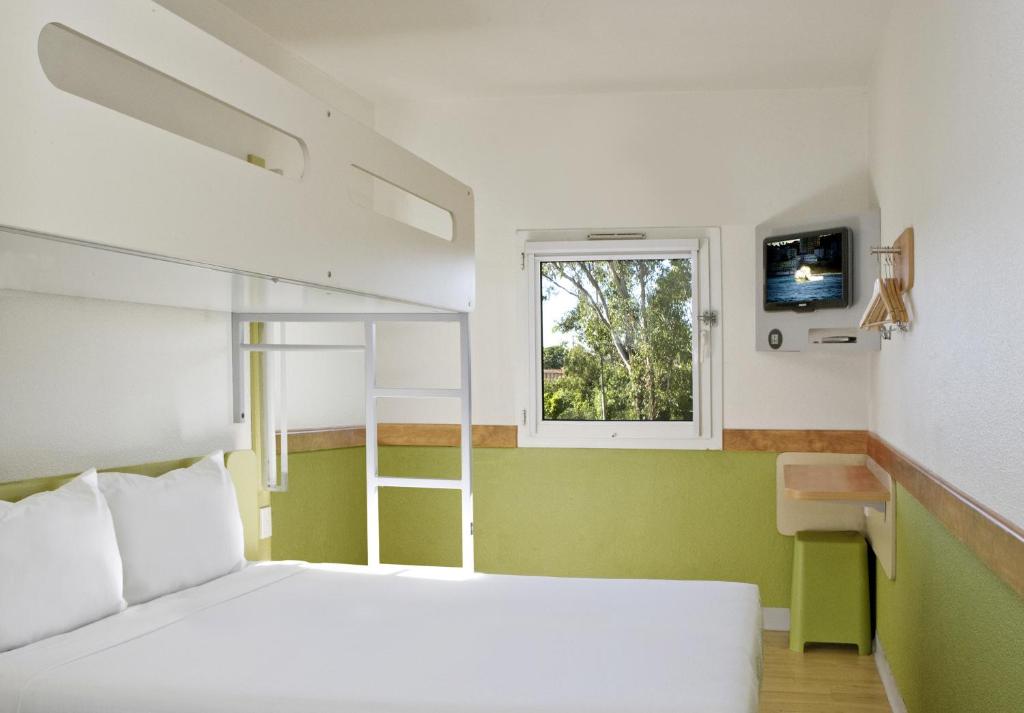 ibis budget Brisbane Airport photo