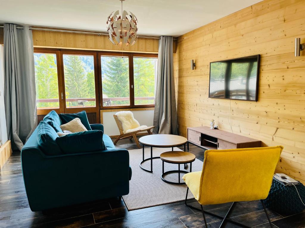 Chalet Marmotte Cocon la Plagne family apartment for 6 adults and 2 children - 2