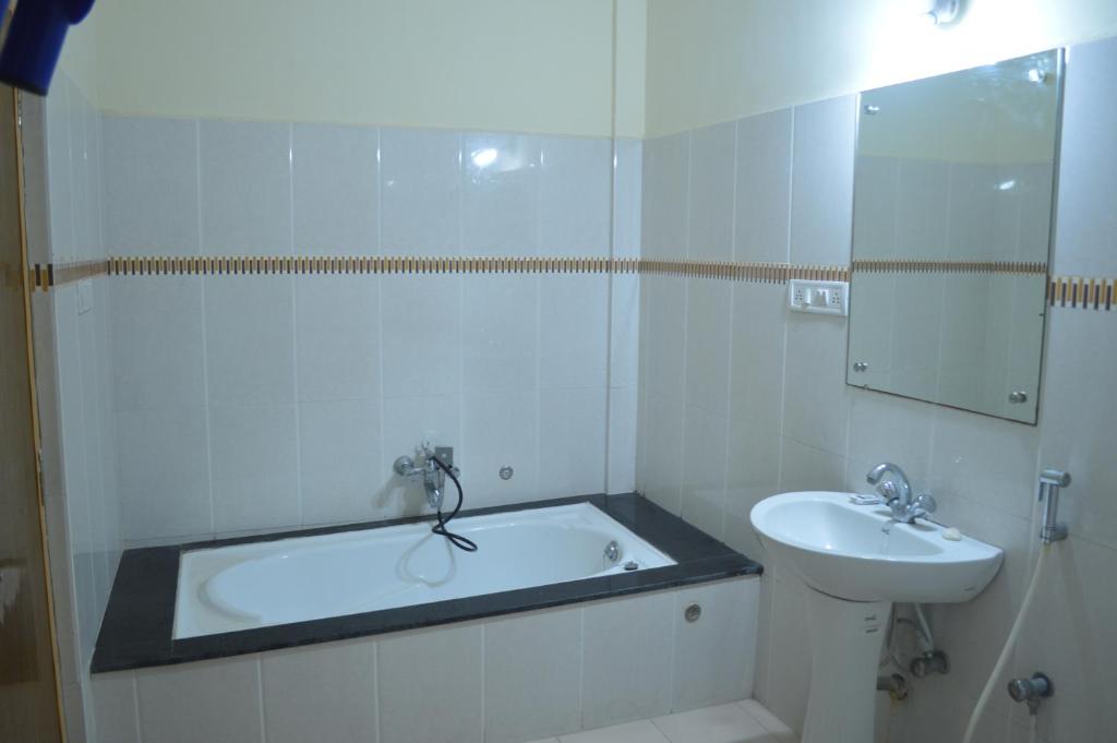 Hotel City Palace photo