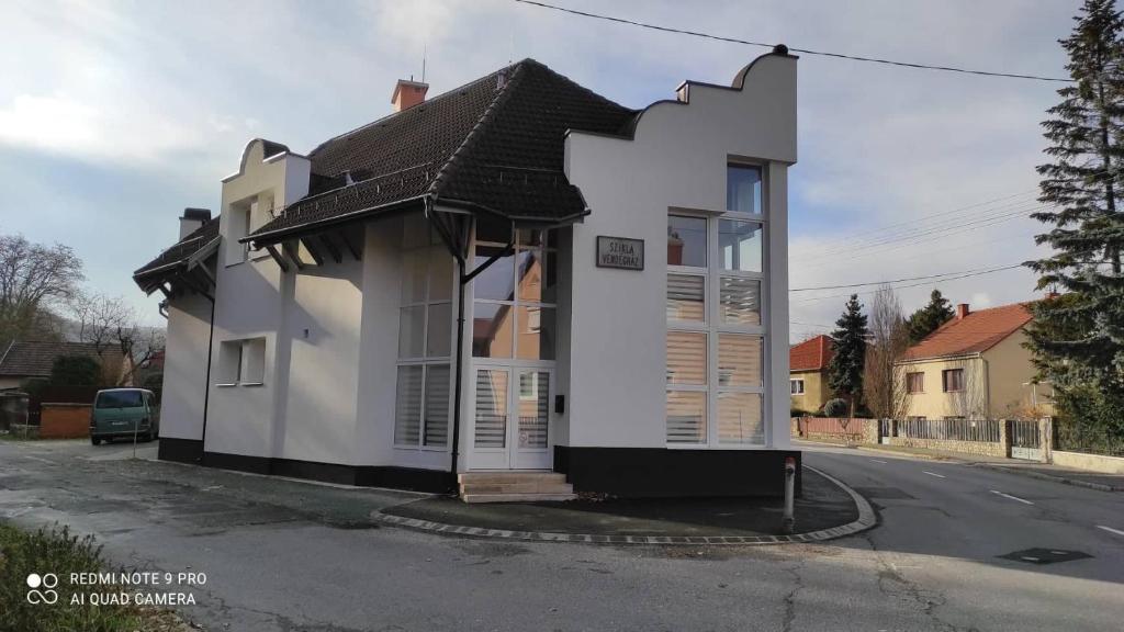 Szikla Vendégház Sopron