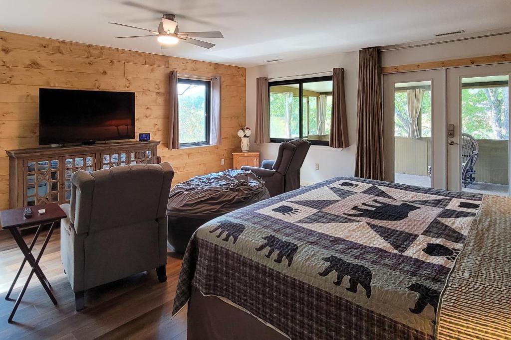 Haven on the Pond, Pigeon Forge