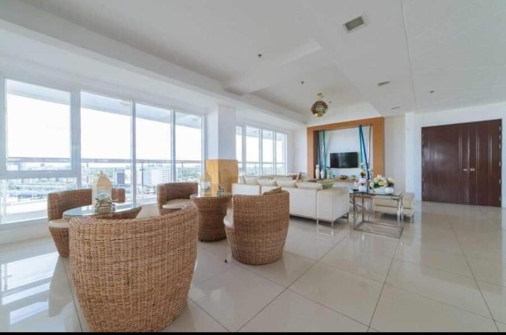 Room in Alabang photo