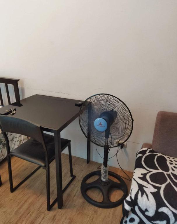 Room in Alabang photo