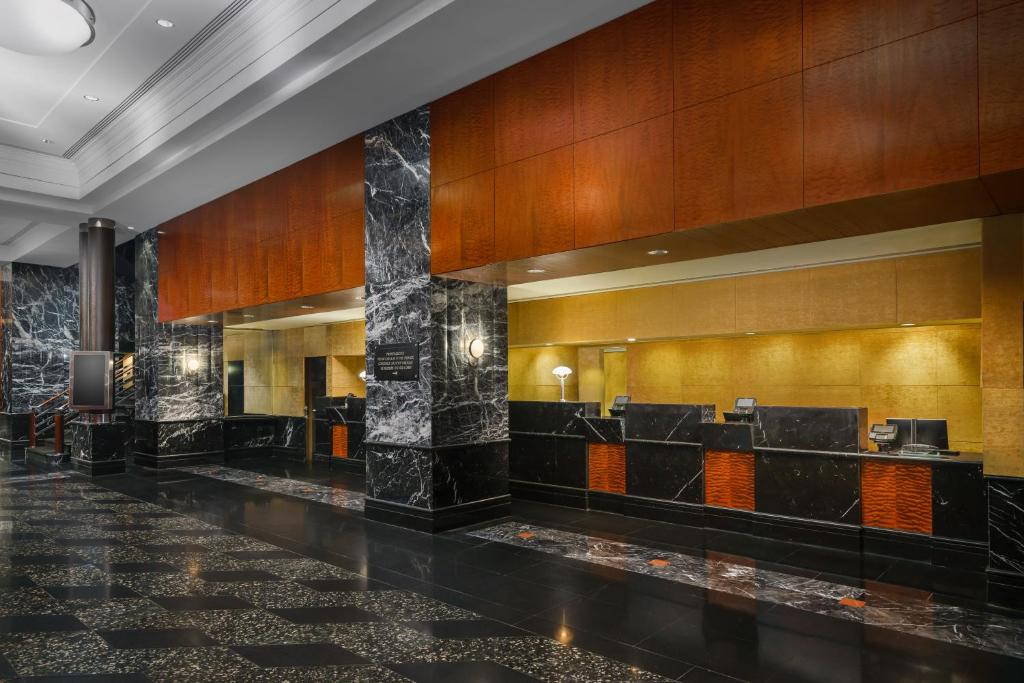 ミレニアム ホテル ブロードウェイ タイムズ スクエア (Millennium Hotel Broadway Times Square) フロント・ロビー