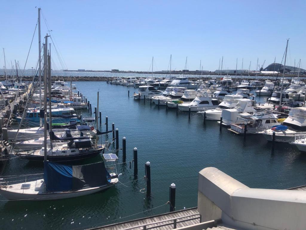 Fremantle Harbour Townhouse photo