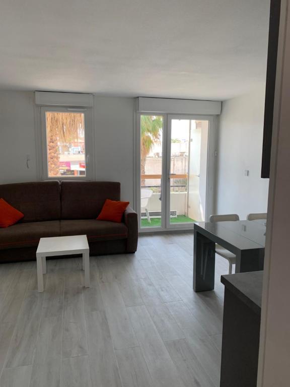 Appartement 4 personnes vue mer, coeur de ville, Le Grau-du-Roi