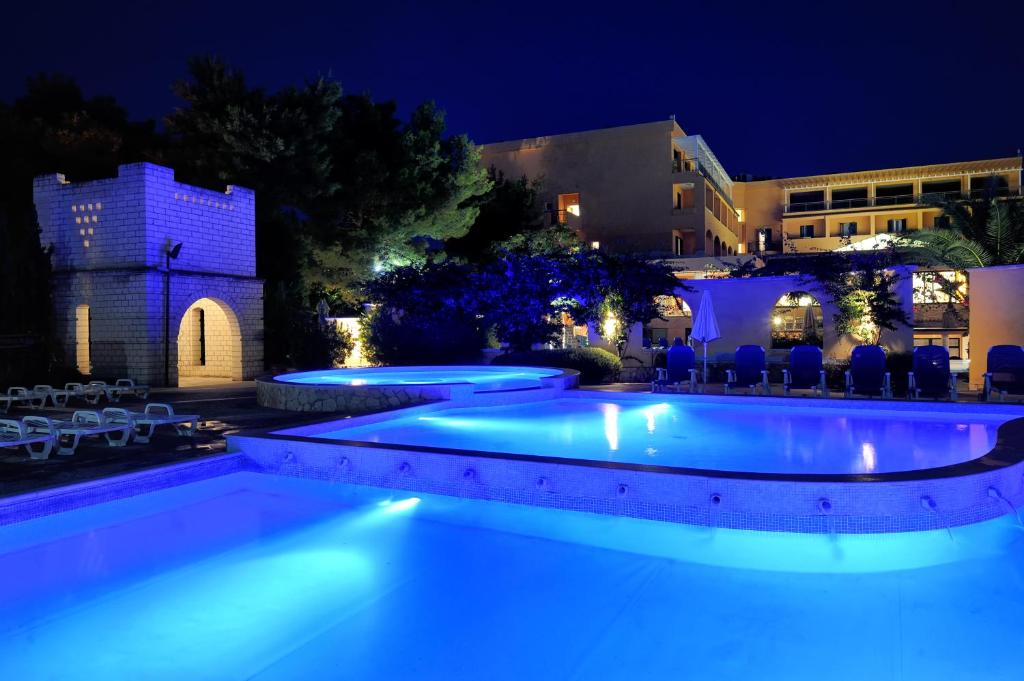 Baia Degli Aranci Suite & Apartments photo